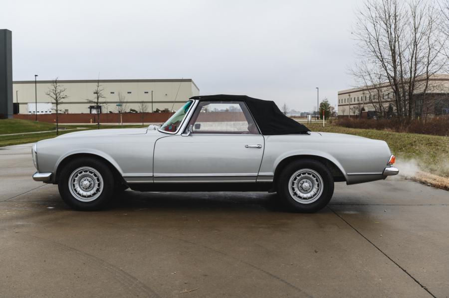  Mercedes-Benz 280 SL (W113) 1969 года  (EU) (фото 18 из 141)